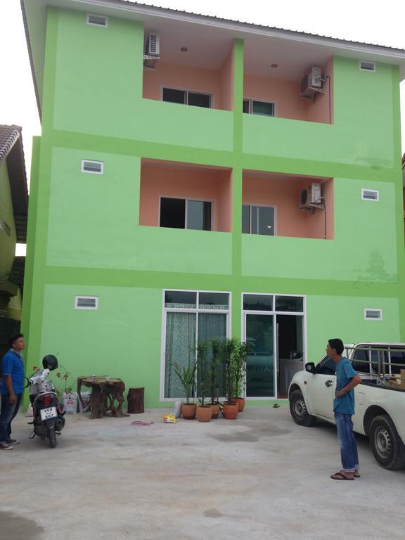 Hotel J&E Nong Prue Esterno foto